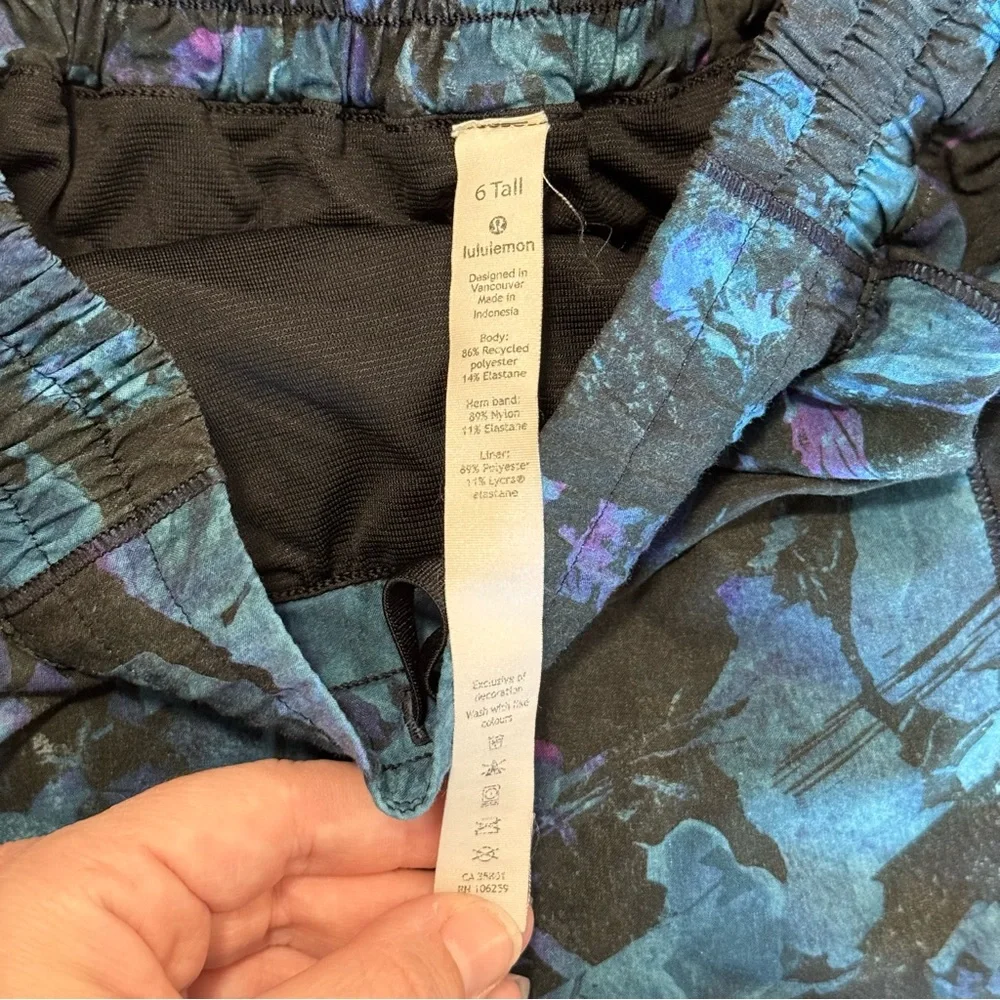 lululemon athletica Blue Floral Athletic Shorts - Picture 2 of 4
